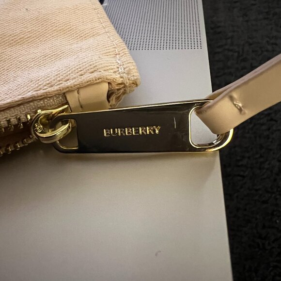 Burberry Logo Canvas Wristlet Clutch – Cream – Made in England – Brand New - Picture 5 of 8